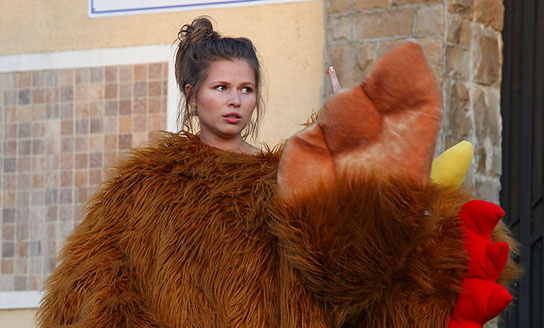 Молодежные комедии