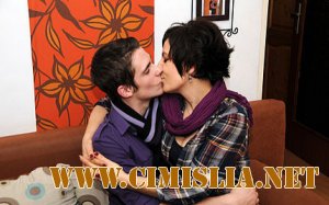 Profesoara de 43 de ani insarcinata de la elevul ei de numai 13 ani