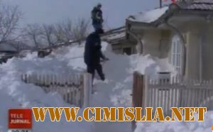 Imagini incredibile din Romania! Sate intregi au fost pur si simplu ingropate in zapada