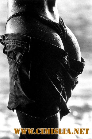 Черно-белый эротик арт