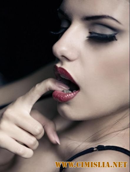 Обои для рабочего стола - 100 Sexy Hot Girls [2014]